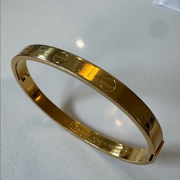 Vintage 1970’s Charles Revson Love Bracelet - Picture 6 of 7